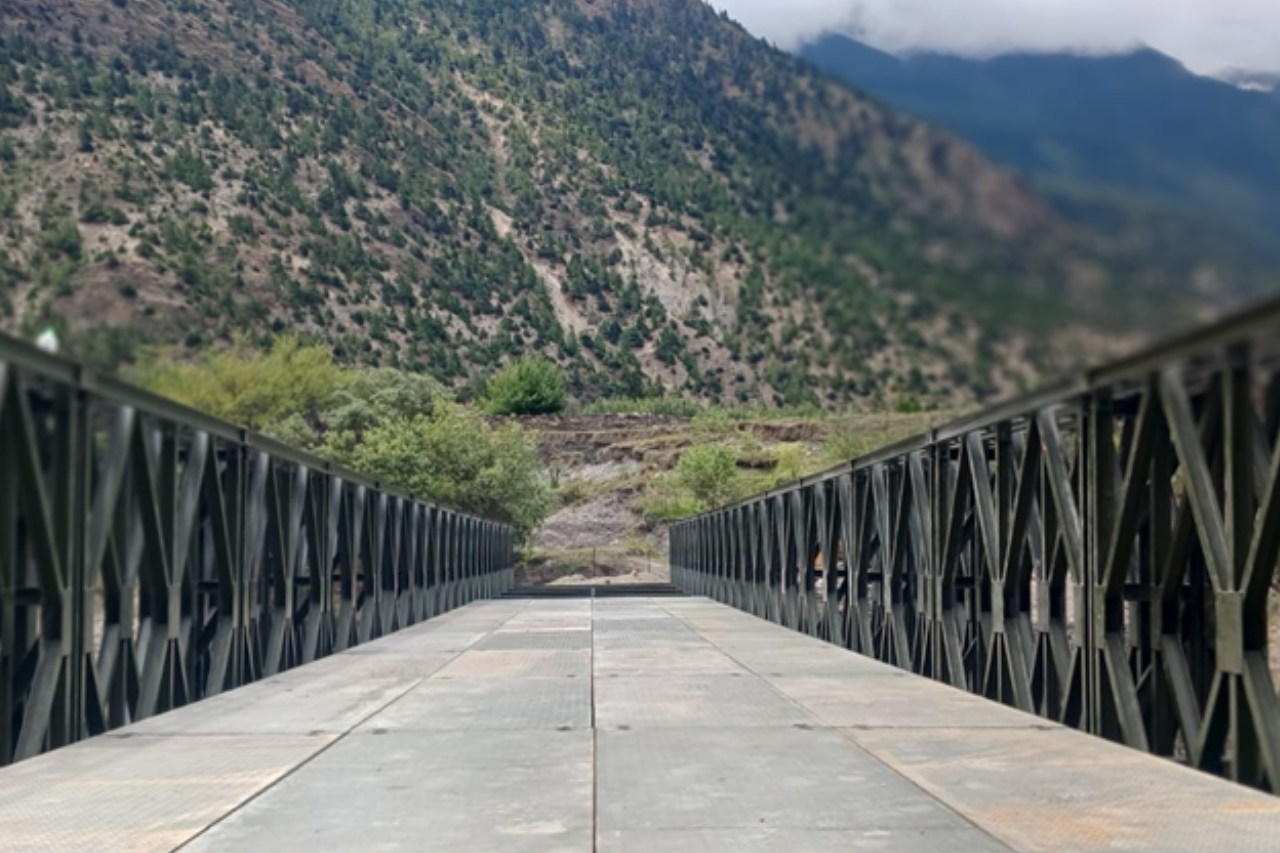 मुस्ताङमा कालीगण्डकी नदीमा बेलिब्रिज निर्माण सम्पन्न