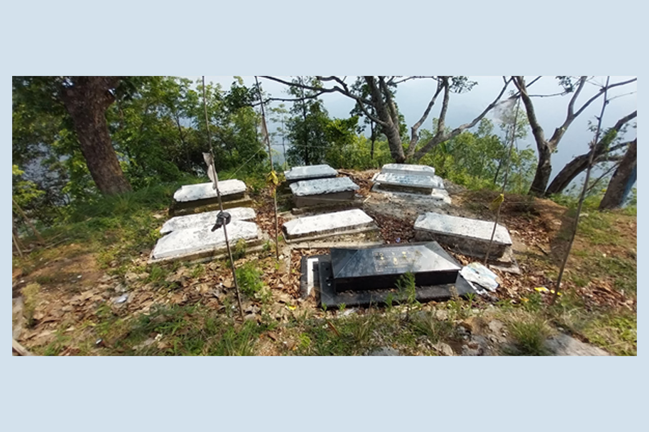 इलामको चारसुरे डाँडा : लिम्बू समुदायको ऐतिहासिक समाधिस्थल