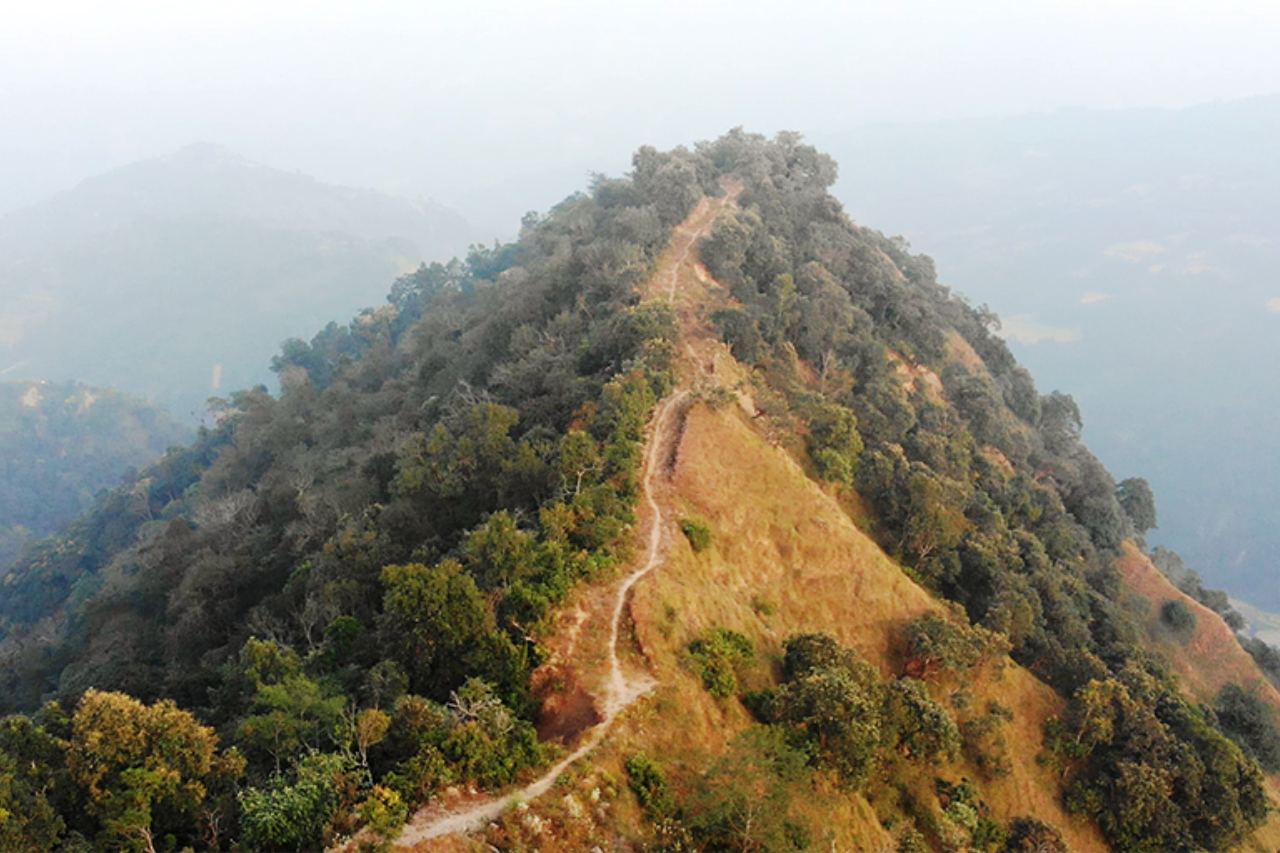 इलामको घोर्ले भिर : साहसिक पर्यटनको सम्भावना बोकेको गन्तव्य