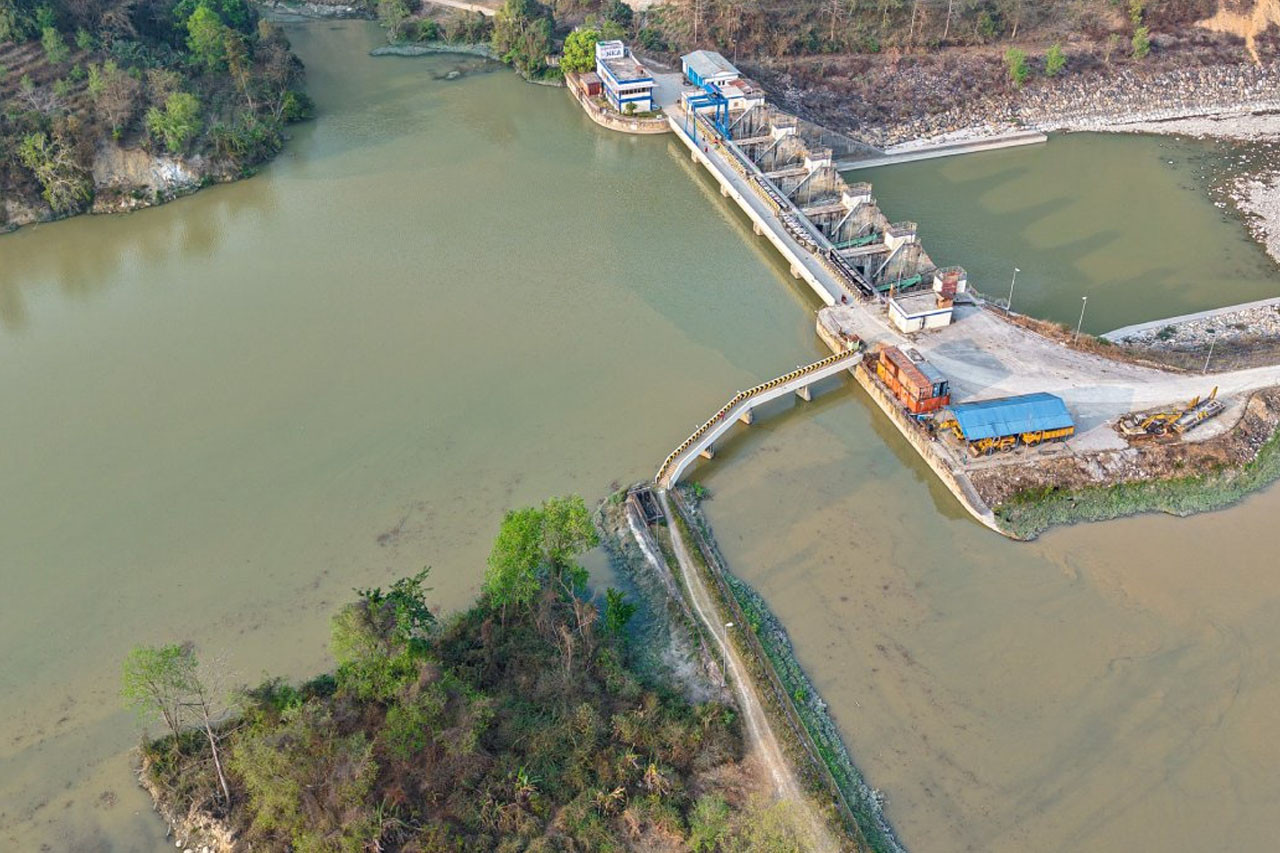 नारायणी नदीमा प्लास्टिकजन्य फोहोरको उच्च मात्रा, देवघाट क्षेत्र बढी प्रभावित