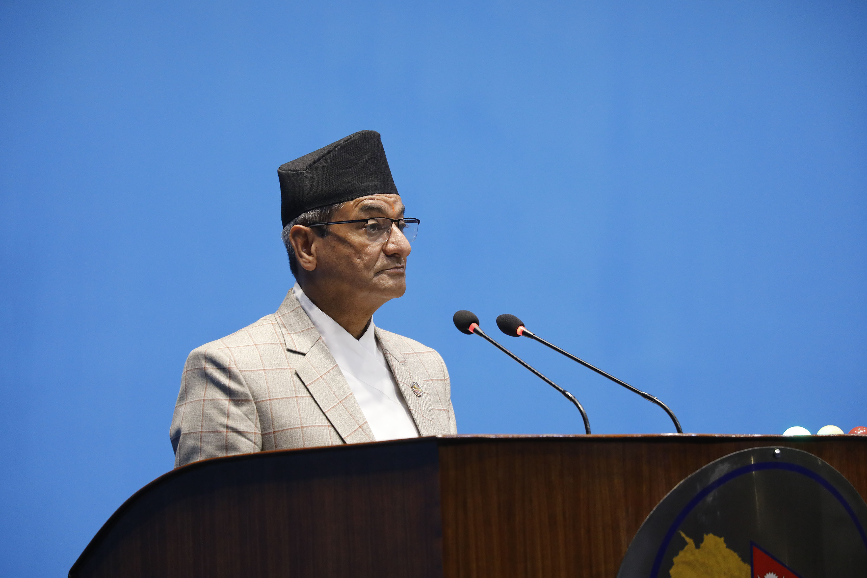 गृहमन्त्री लेखकले भिजिट भिसा छानबिन समितिको कार्यादेशबारे जानकारी दिए