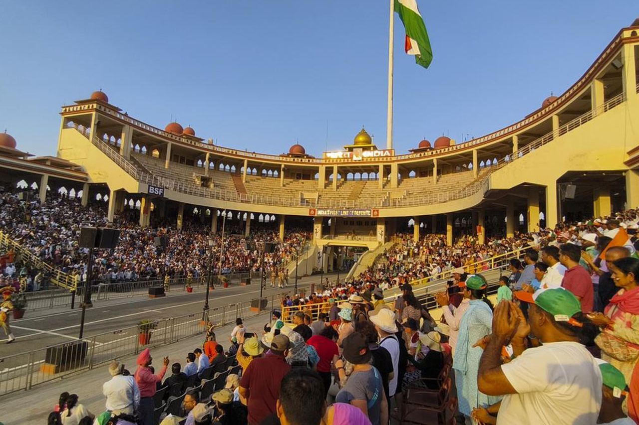 भारत पाकिस्तानसँगको सीमा समारोह पुनः सुरु गर्ने घोषणा