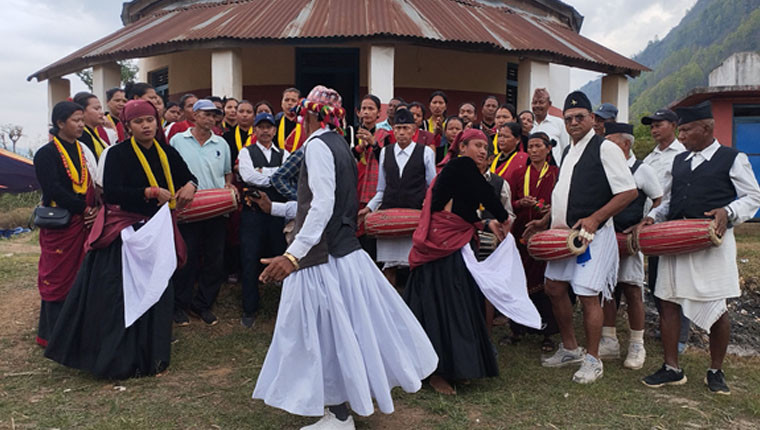 तनहुँमा कुमाल समुदायको संस्कृति संरक्षण, ८० जनालाई सिकाइयो पाउदुरे नाच