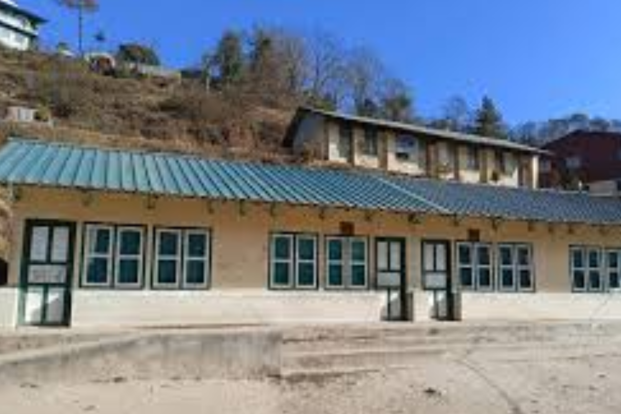 लहानको जनता आधारभूत विद्यालयमा दुई कोठे भवन शिलान्यास, दलित विद्यार्थी लाभान्वित हुने