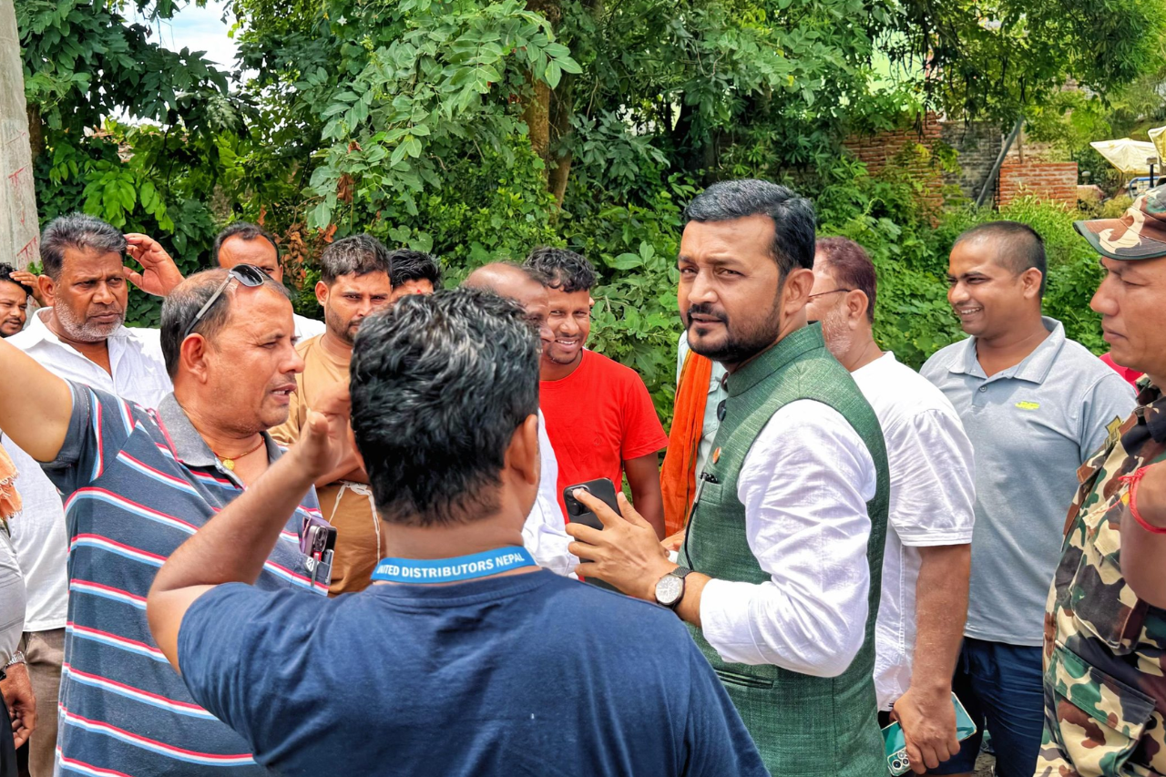 मधेसमा खानेपानी अभाव: खानेपानीमन्त्रीको सहयोगको लागि अपिल