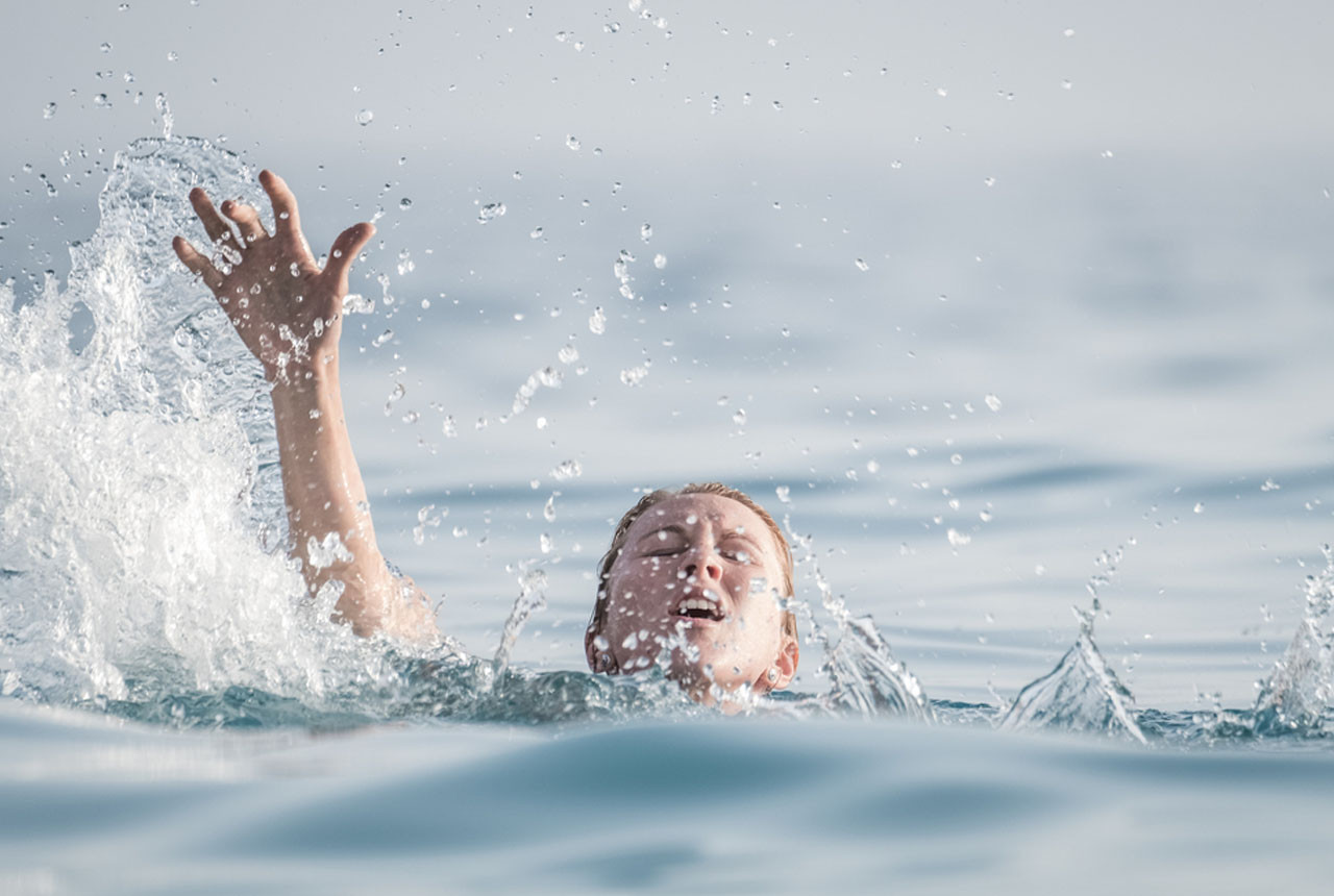 पर्वतमा कालीगण्डकी नदीले बगाउँदा एक पुरुष बेपत्ता