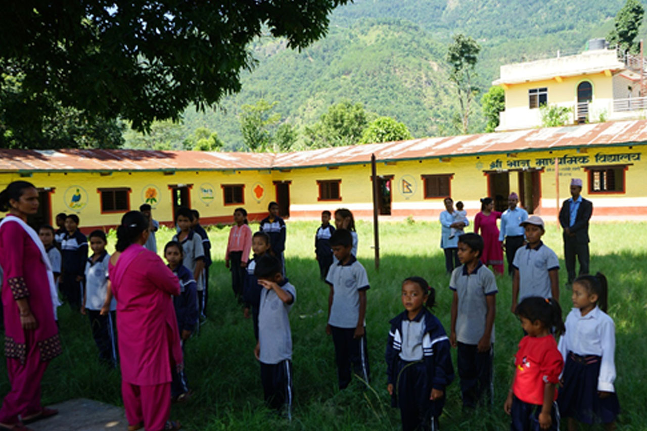 विद्यार्थी अभावमा म्याग्दीका विद्यालय बन्द हुने अवस्थामा