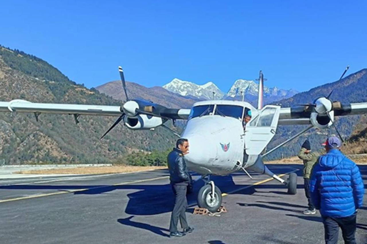 सोलुखुम्बुको फाप्लु विमानस्थलमा १७ दिनपछि उडान सुरु