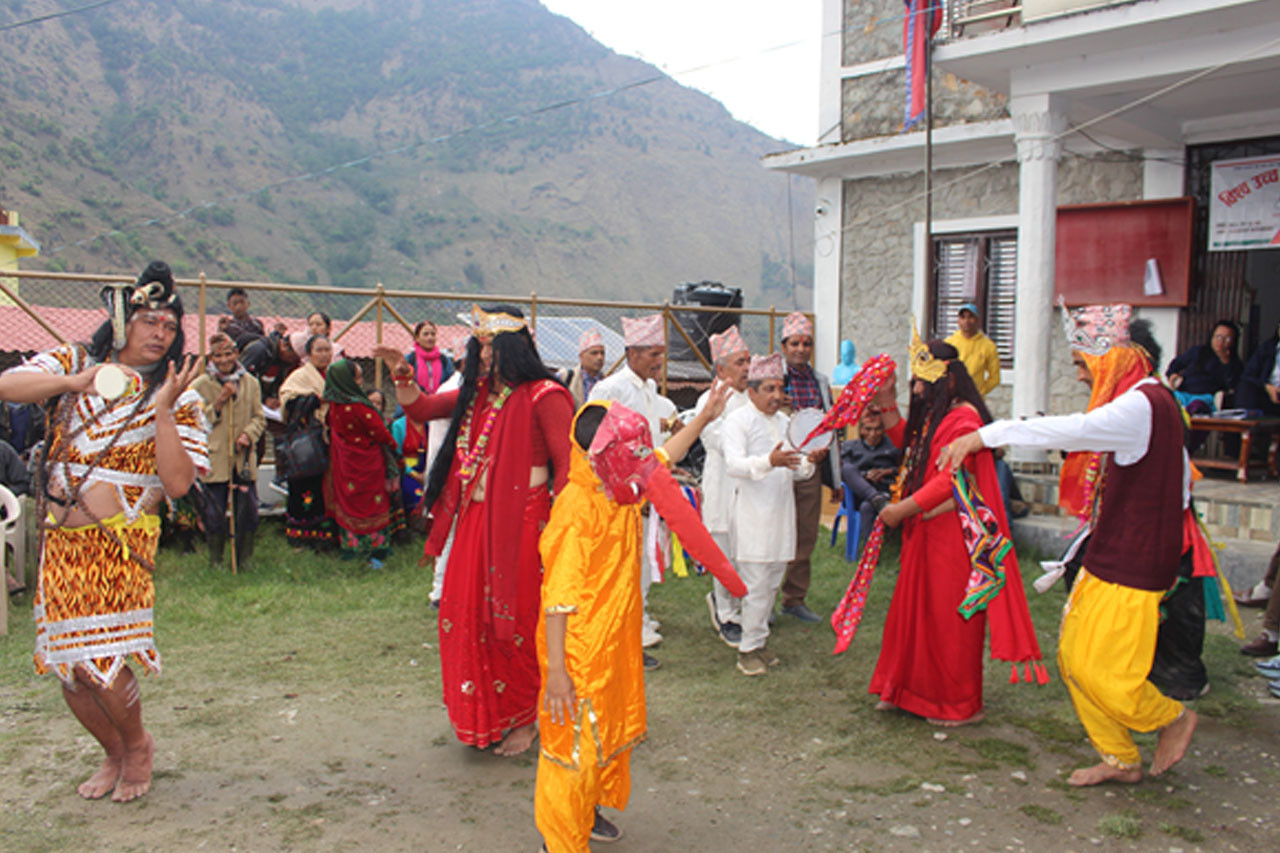 वलागिरी–७ ताकममा राधाकृष्ण नाच संरक्षणमा स्थानीयको सक्रियता
