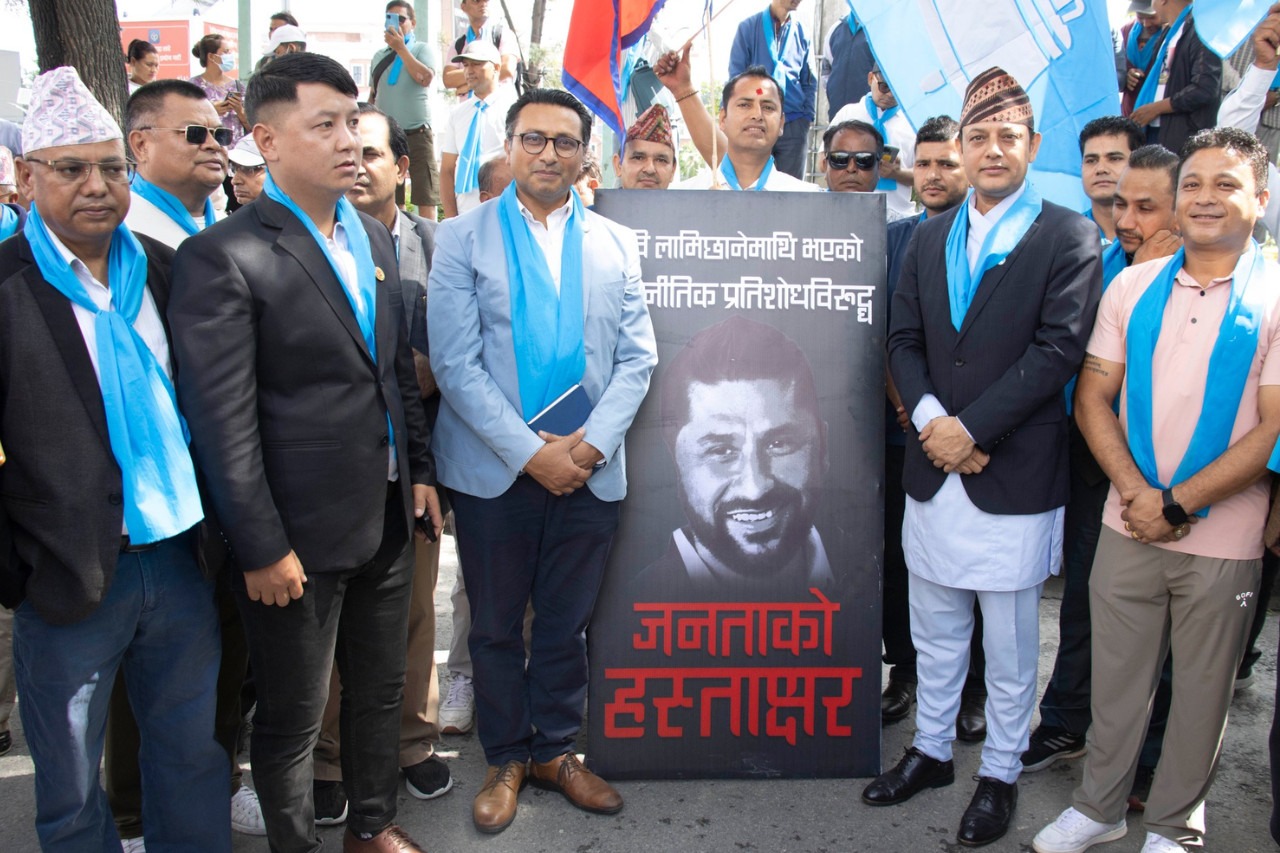 राष्ट्रिय स्वतन्त्र पार्टीद्वारा तेस्रो स्थापना दिवस मनाइयो, राजनीतिक प्रतिशोधविरुद्ध हस्ताक्षर अभियान सुरु