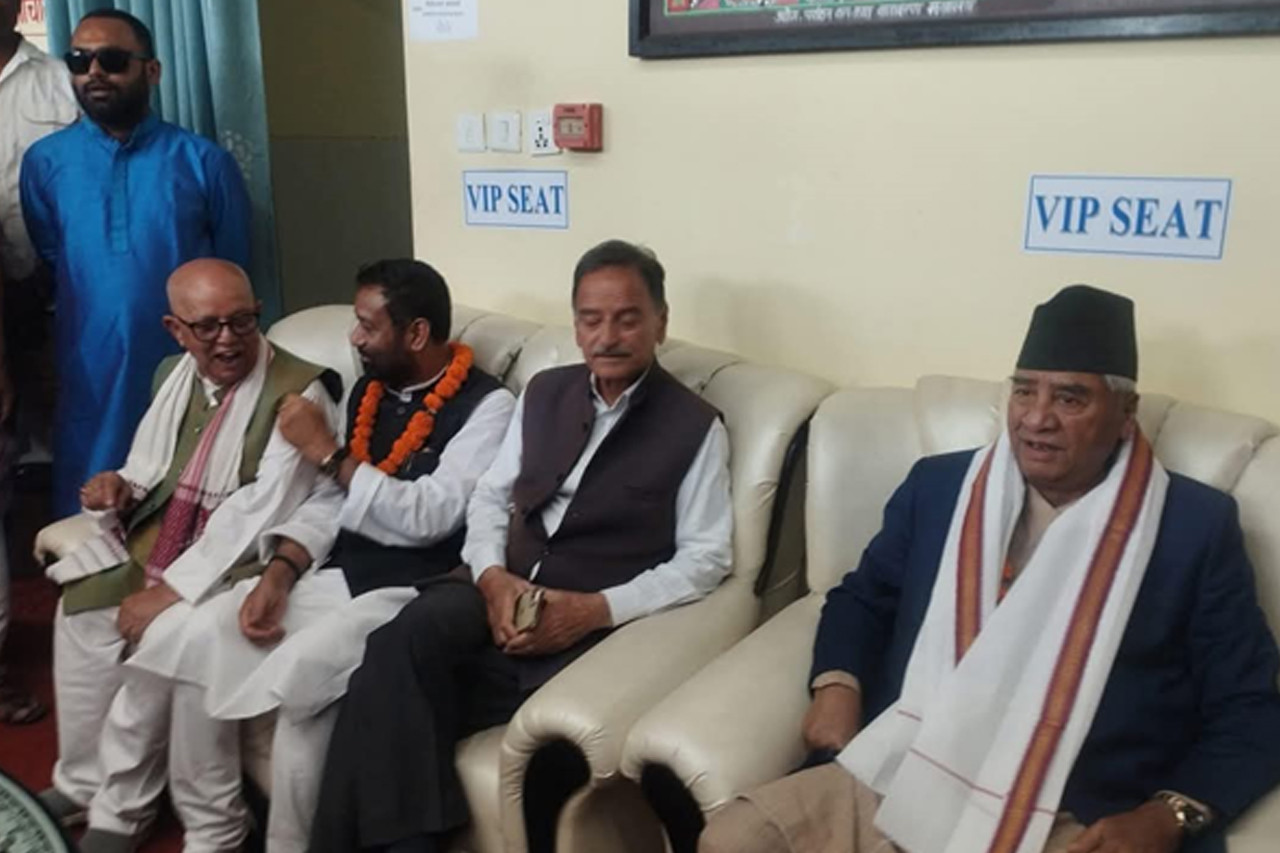 पूर्वराजा समर्थकले प्रदर्शन गर्नु अर्थहिन : शेरबहादुर देउवा