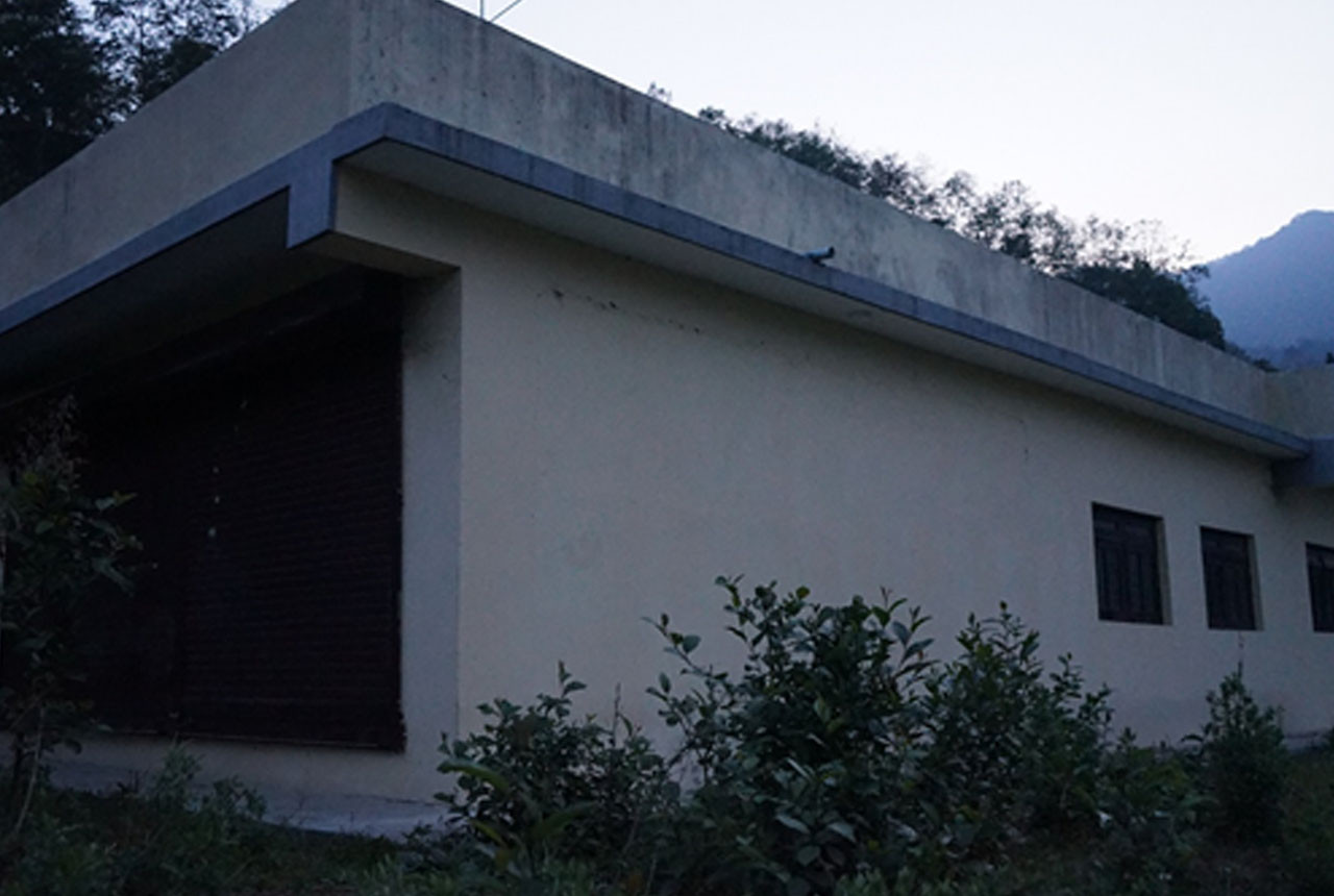 म्याग्दीको दोबामा करोडौं खर्चेर बनाइएको पालिकास्तरीय अस्पताल भवन प्रयोगविहीन